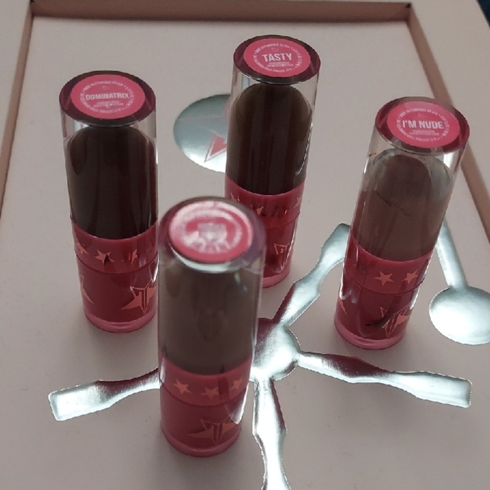 🤎🩷Jeffree Starr the vault. Just the Vault Adding 4 free mini lippies. - Picture 6 of 6